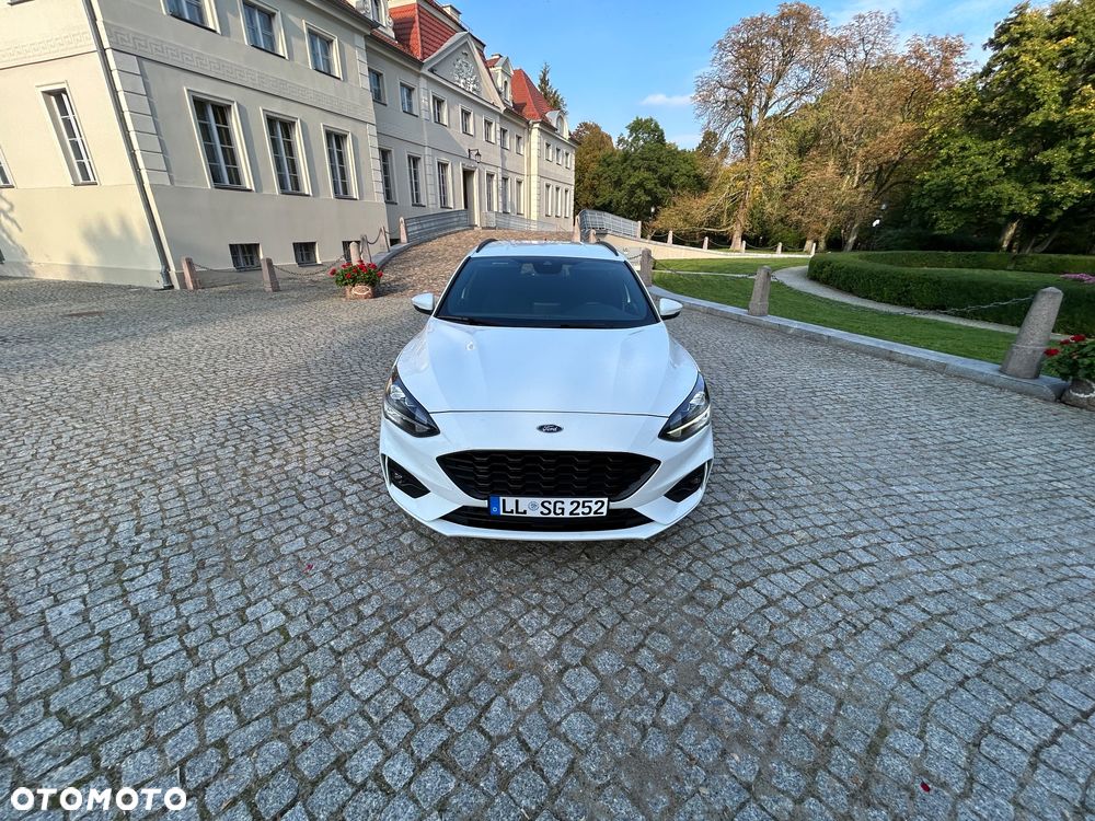 Ford Focus - 30