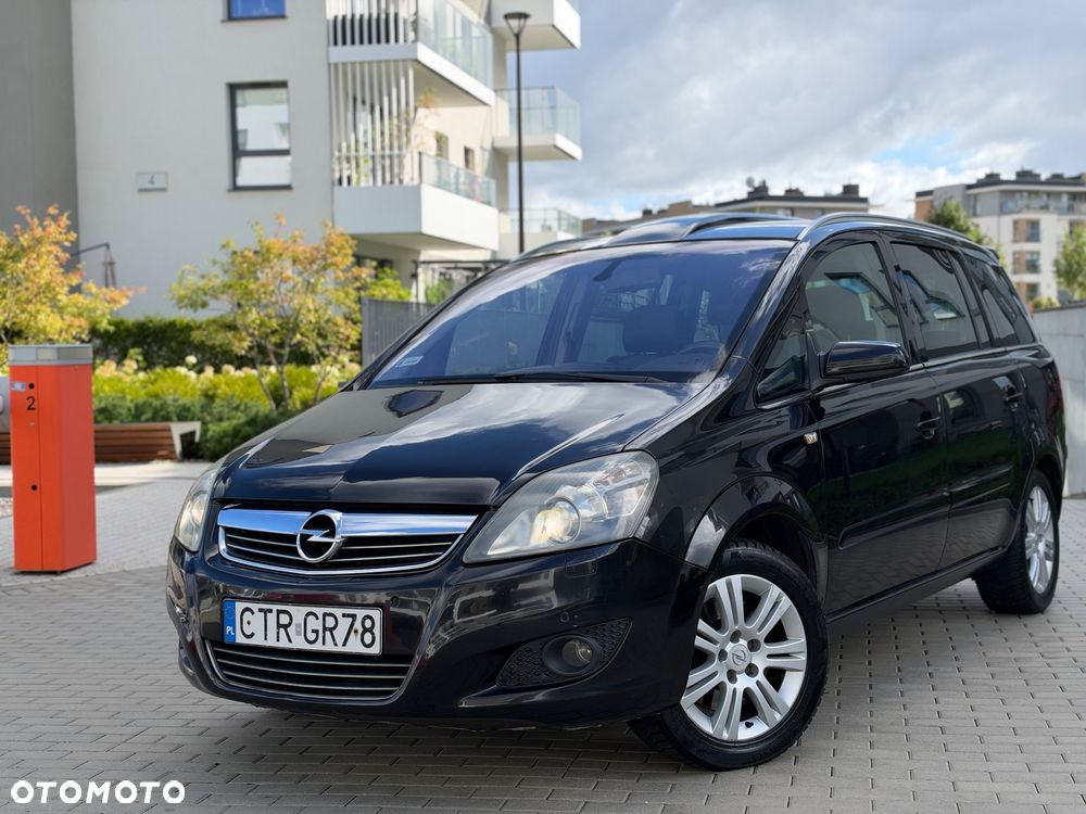 Opel Zafira 1.9 CDTI Cosmo - 3