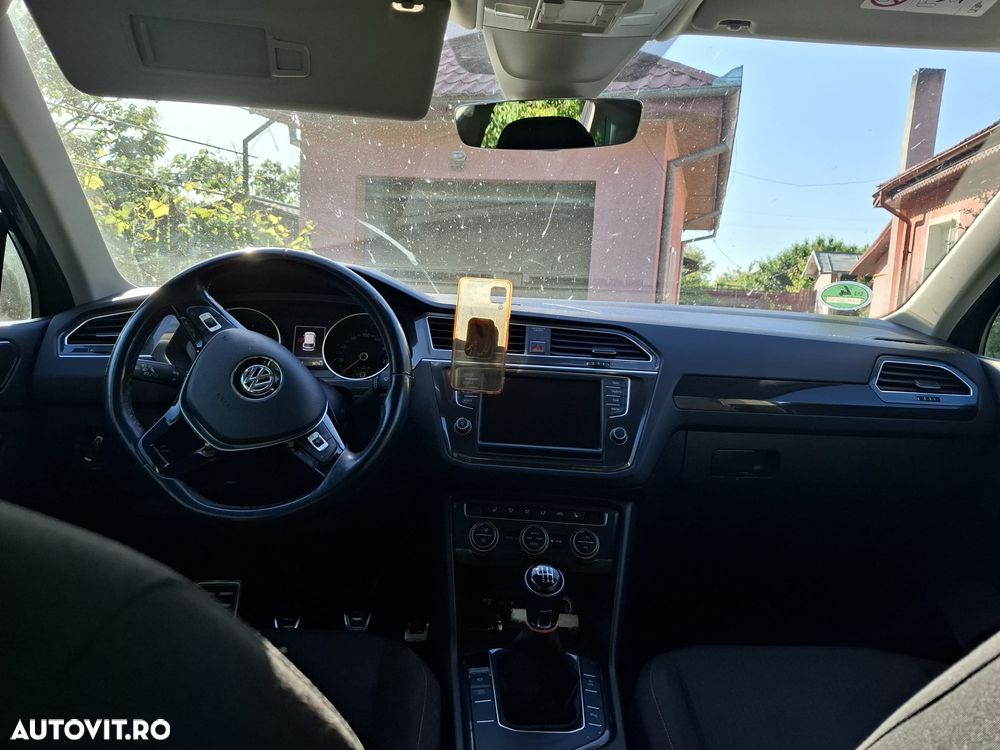 Volkswagen Tiguan - 6