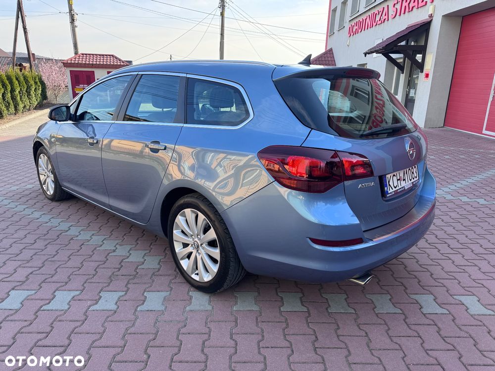 Opel Astra 1.4 Turbo Cosmo - 13