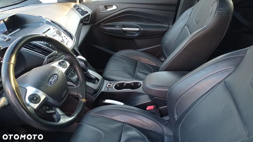 Ford Kuga 2.0 TDCi 4WD Titanium Plus - 34