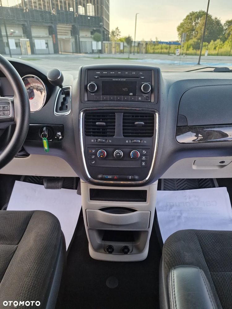 Dodge Grand Caravan 3.6 Express - 22