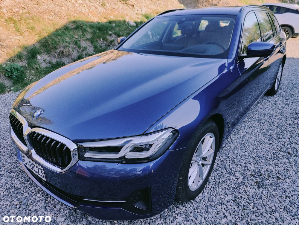 BMW Seria 5 540d xDrive mHEV - 1