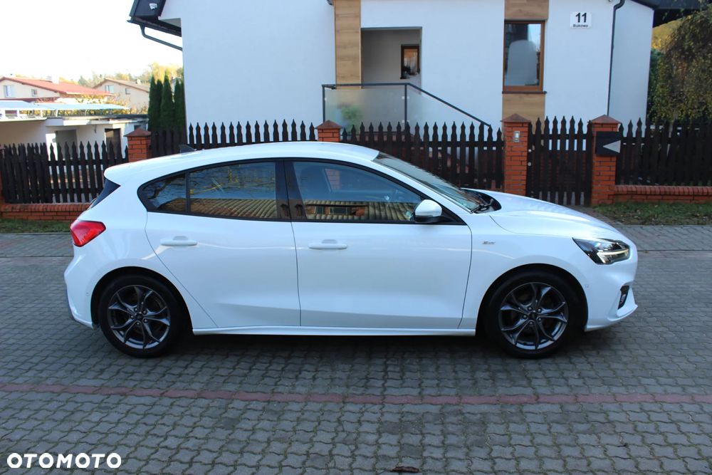 Ford Focus 1.5 EcoBlue Start-Stopp-System ST-LINE VIGNALE - 5