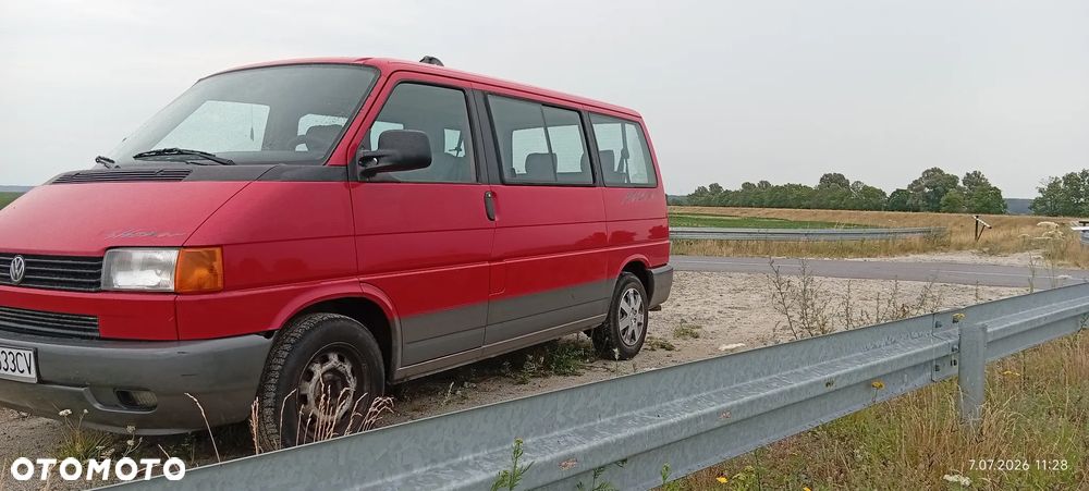 Volkswagen Multivan - 1