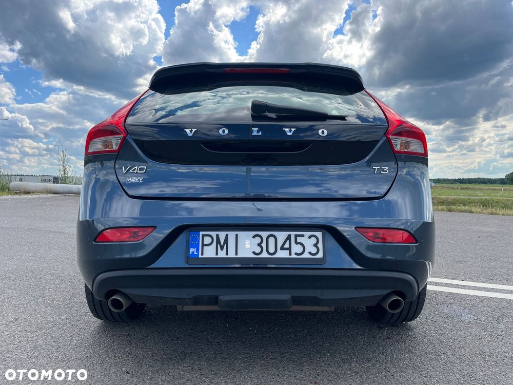 Volvo V40 T3 Drive-E Momentum - 26