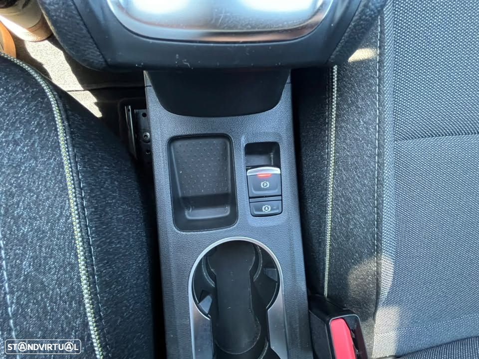 Renault Captur 1.0 TCe Techno - 16