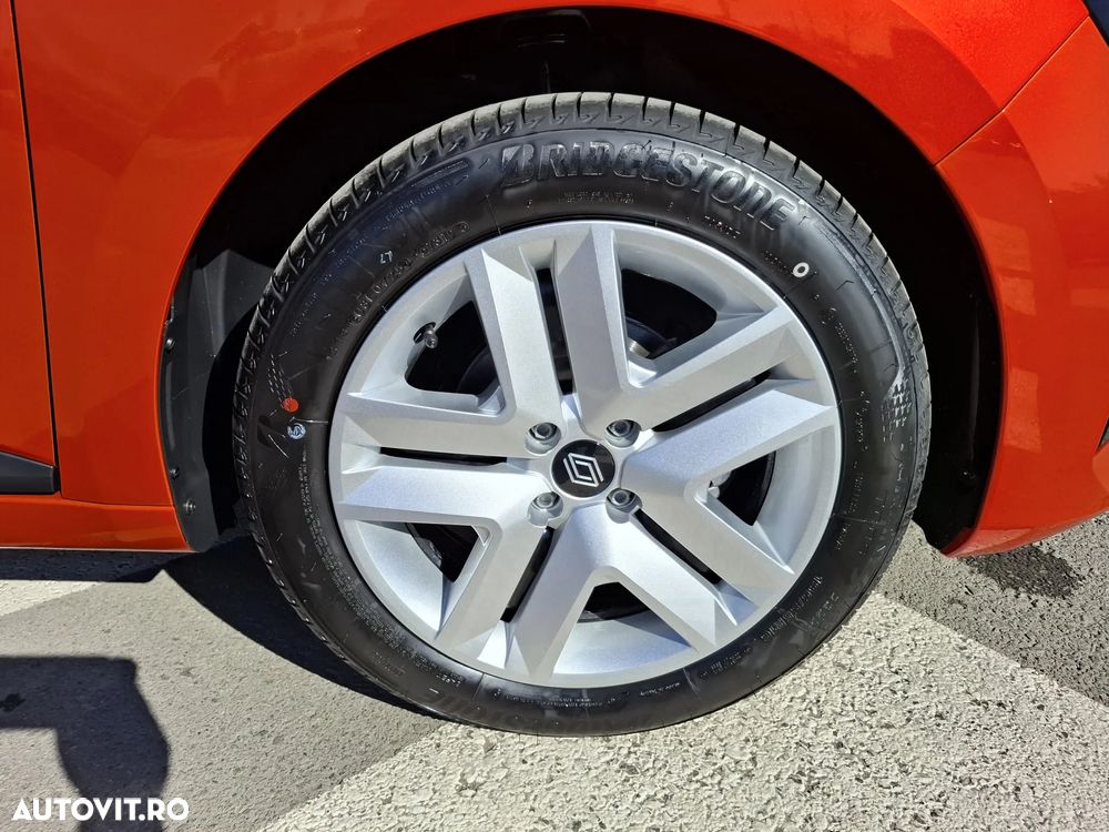 Renault Clio - 24