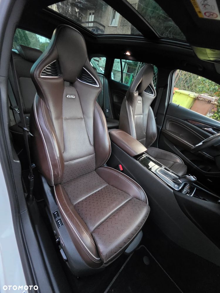 Opel Insignia 2.0 CDTI 4x4 GSi S&S - 16