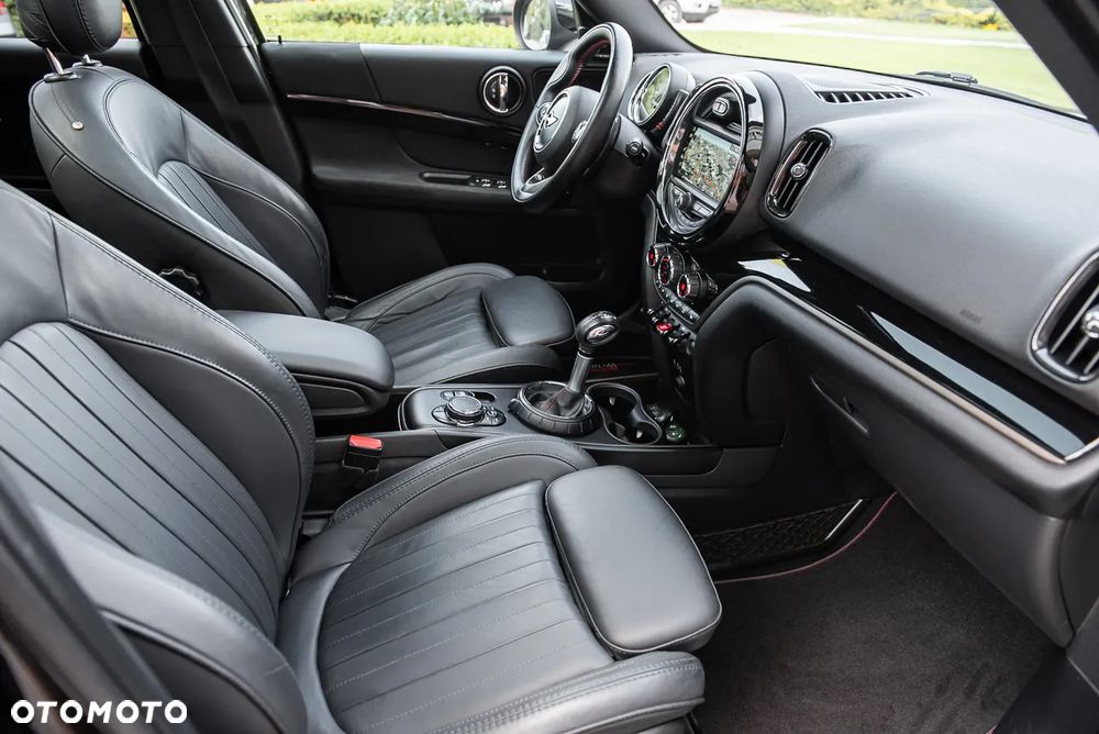 MINI Countryman Cooper SD ALL4 John Cooper Works Trim - 35