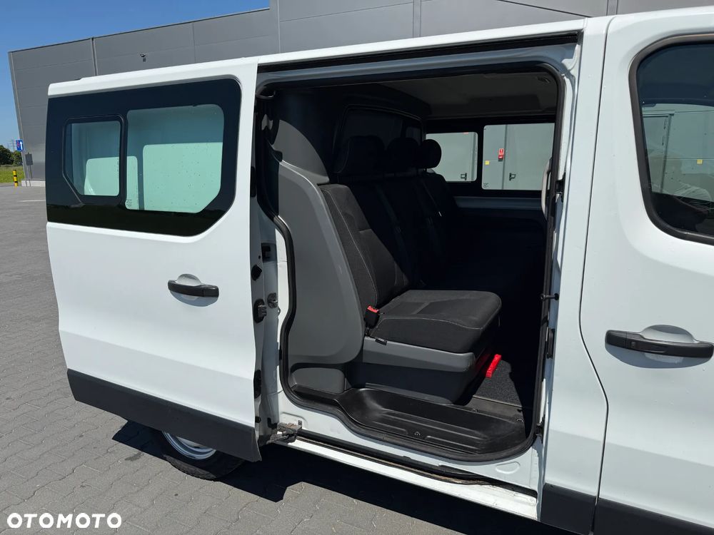 Renault Trafic - 26