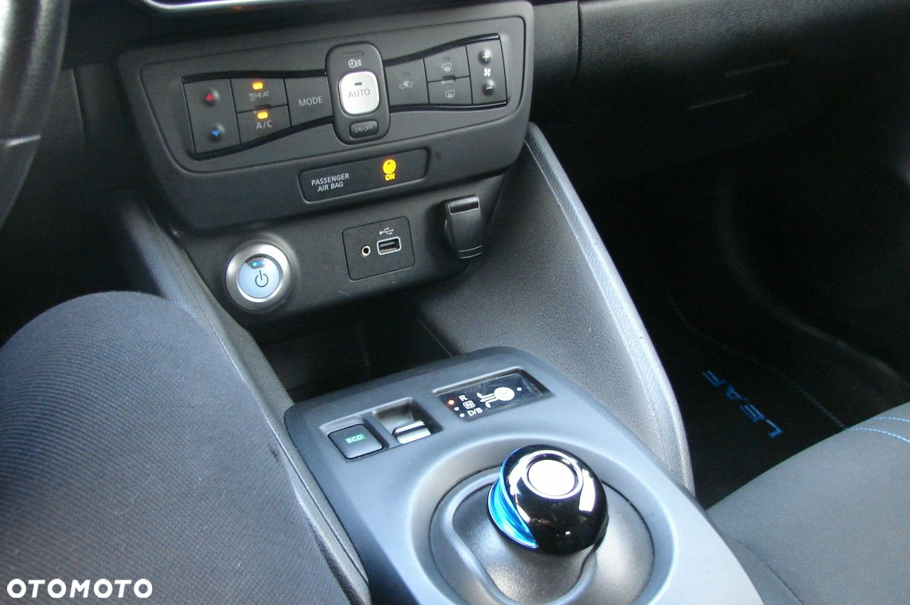 Nissan Leaf - 28