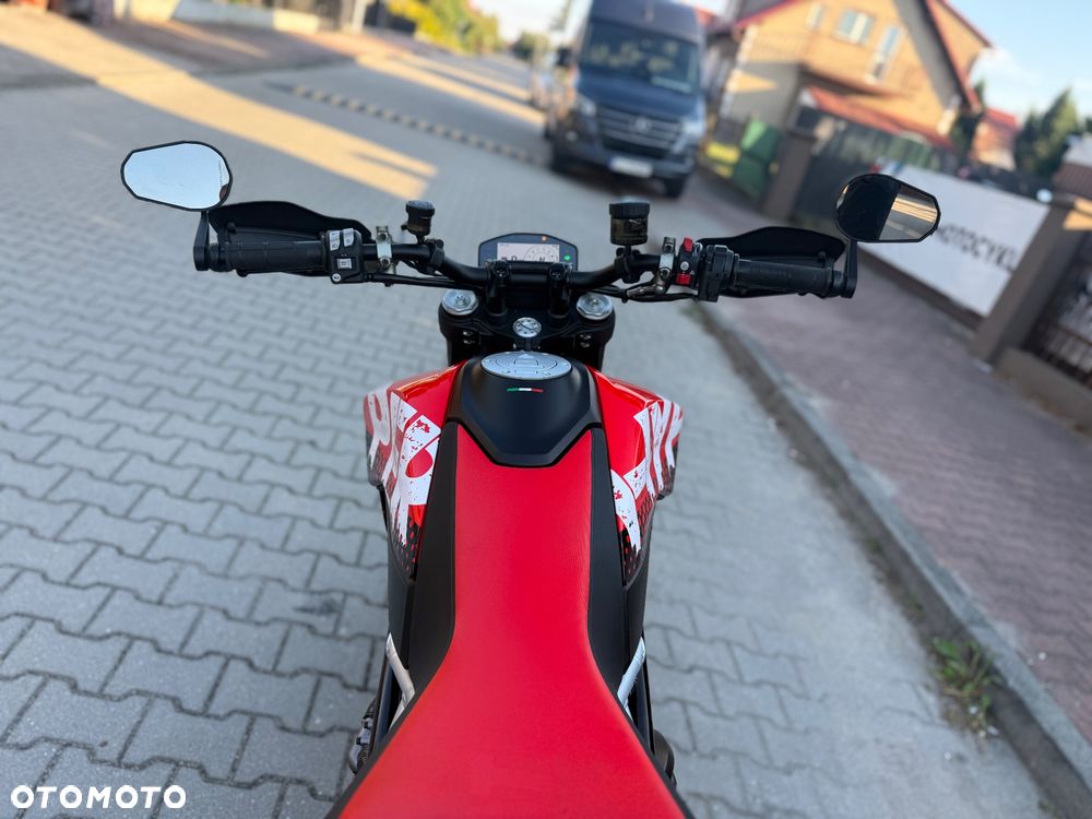 Ducati Hypermotard - 16