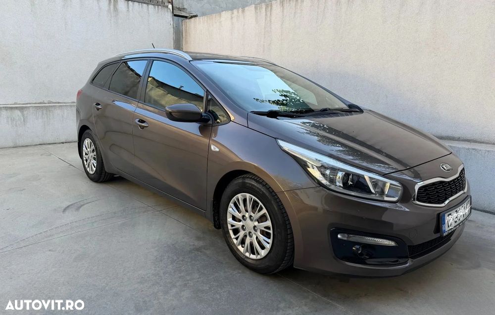 Kia Ceed - 1