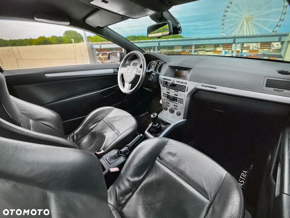Opel Astra 1.6 T Sport - 21