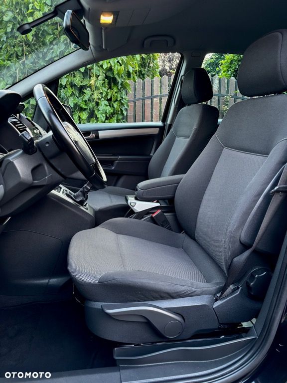 Opel Zafira - 6