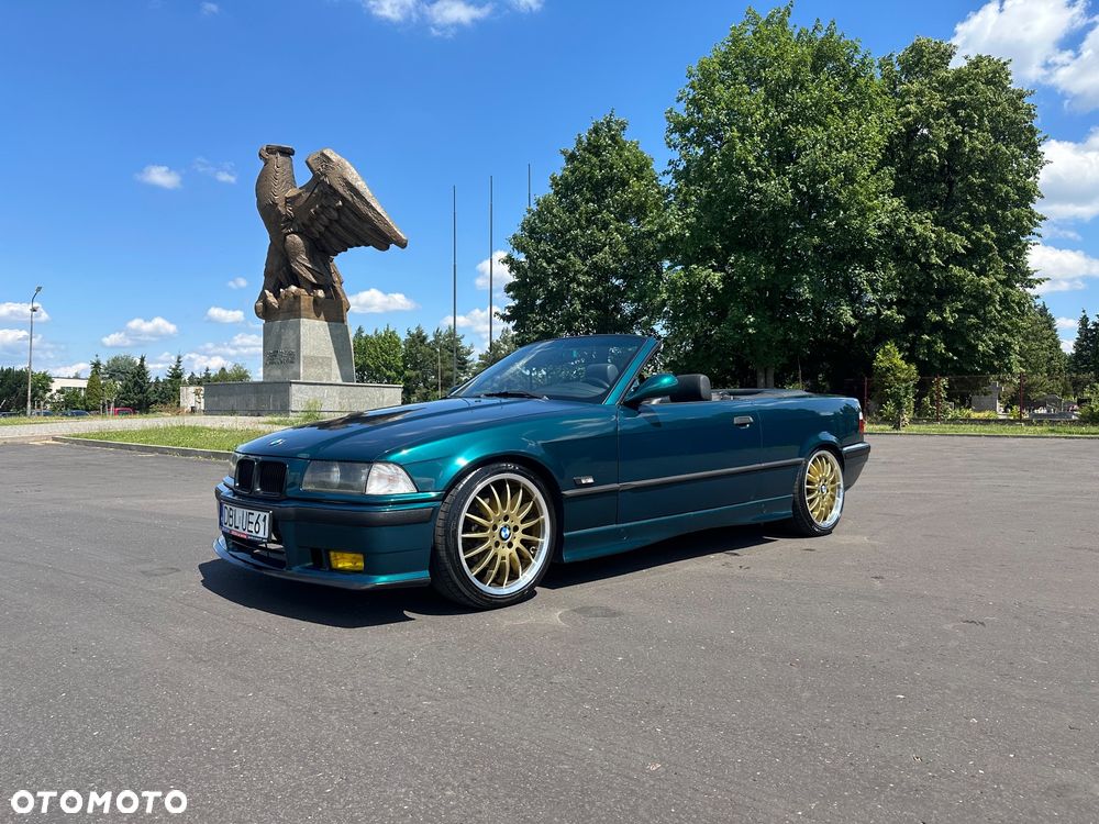 BMW Seria 3 318i - 6
