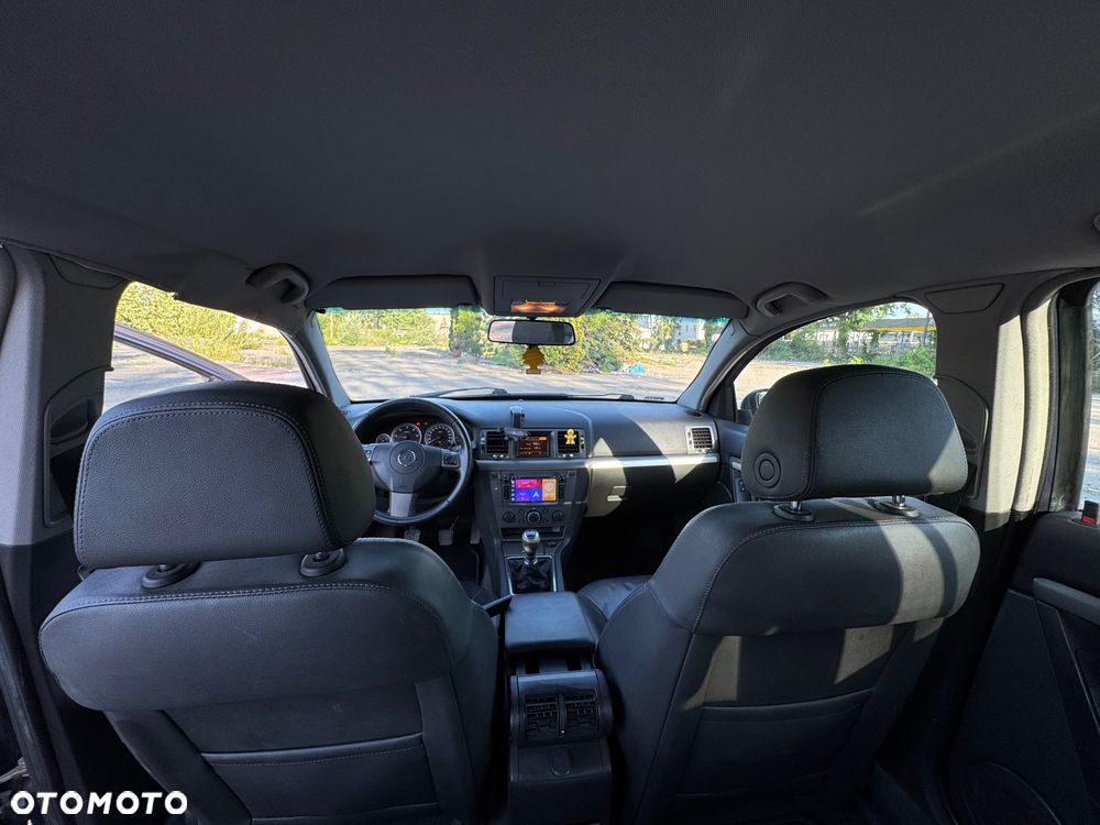 Opel Vectra 1.9 CDTI Cosmo - 10
