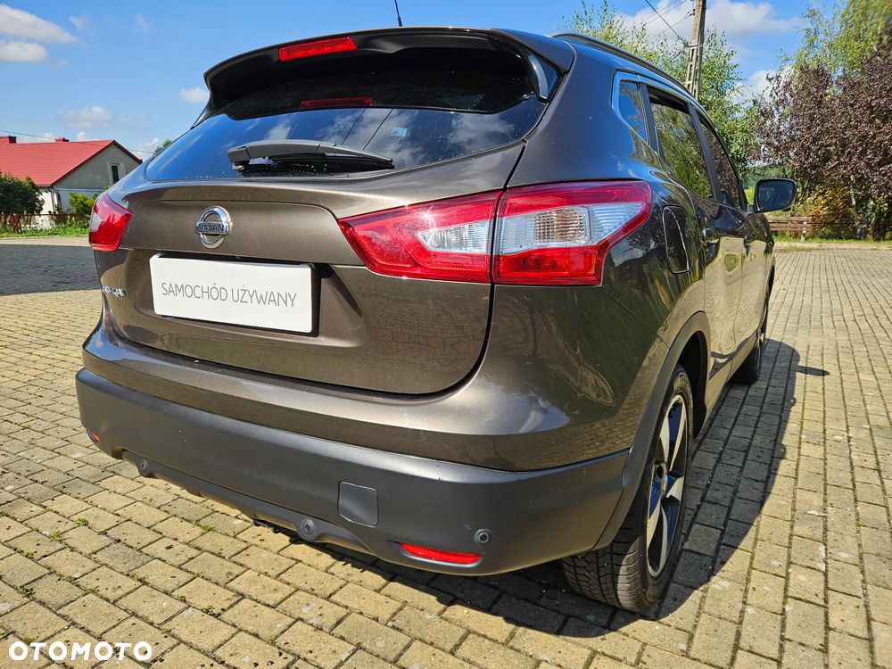 Nissan Qashqai 1.2 DIG-T N-Connecta EU6 - 8