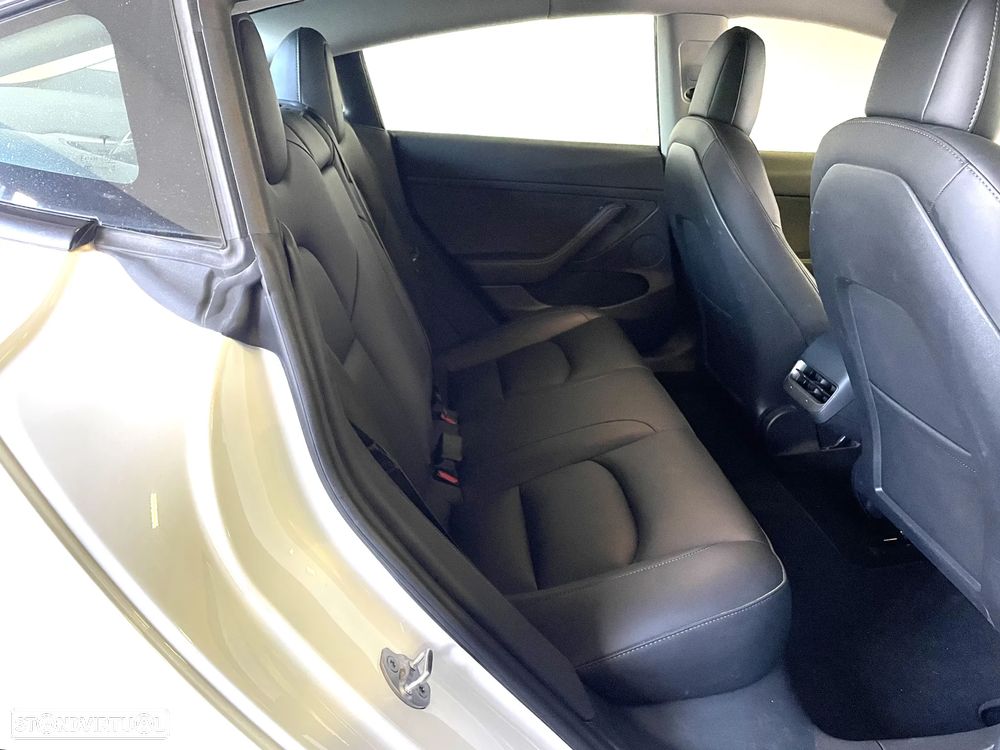 Tesla Model 3 Standard Range Plus RWD - 27