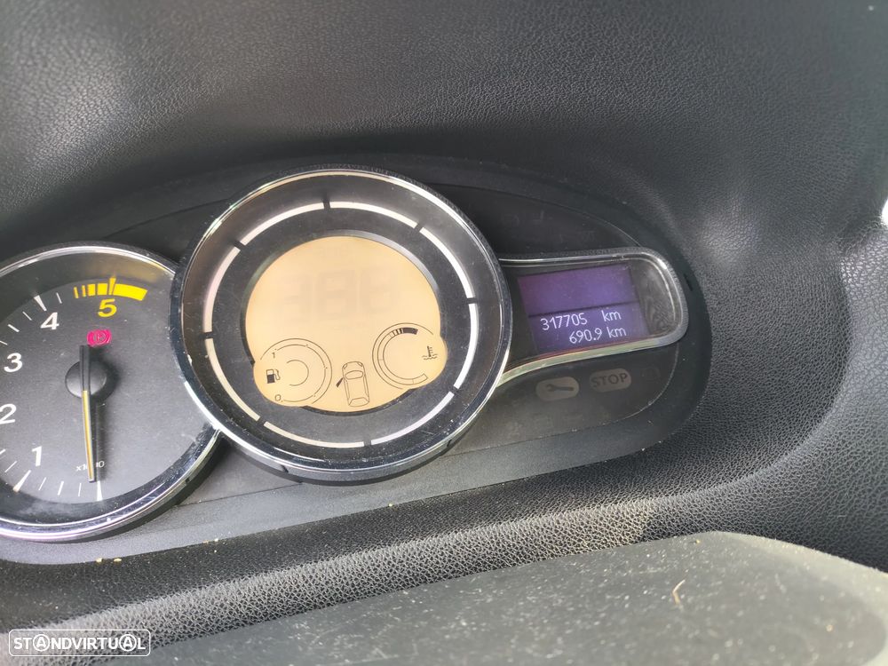 Renault Mégane 1.5 dCi Luxe - 8