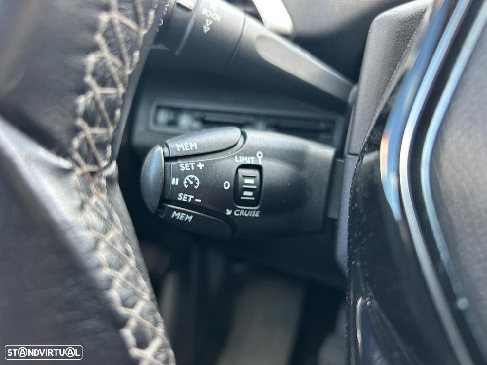Peugeot 3008 1.6 BlueHDi Allure - 45