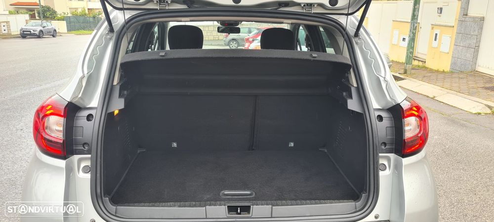 Renault Captur 0.9 TCE Exclusive - 25