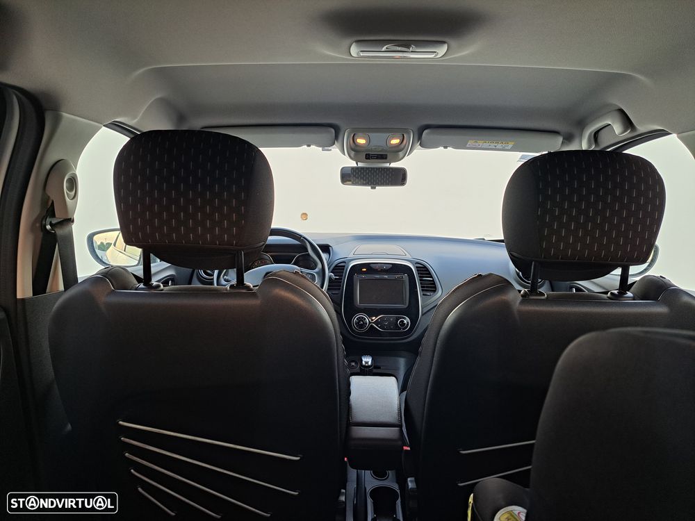 Renault Captur 0.9 TCE Exclusive - 11