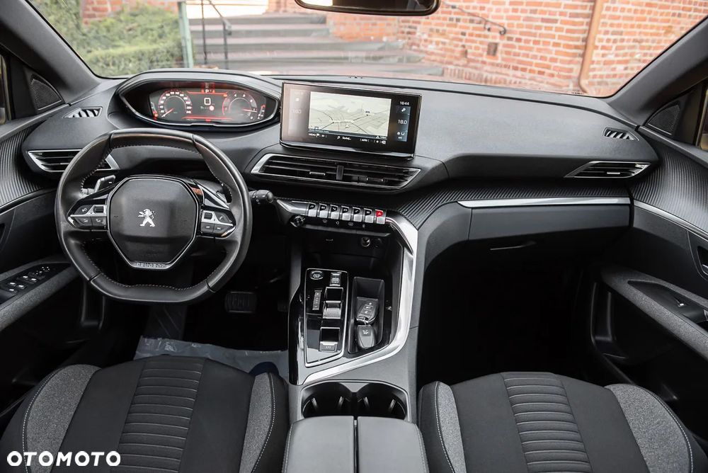 Peugeot 3008 BlueHDi 130 Stop & Start EAT8 Allure Business-Paket - 27