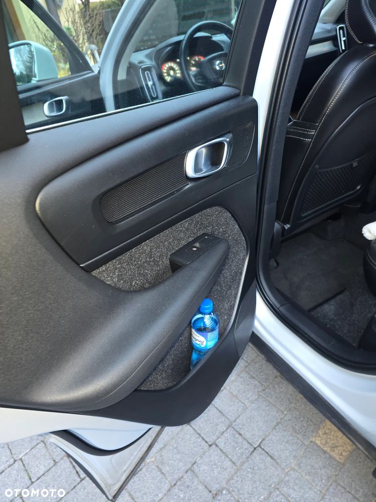 Volvo XC 40 D3 SCR Inscription - 12