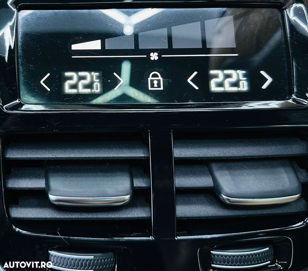 Volvo XC 60 B4 D Plus Bright - 13