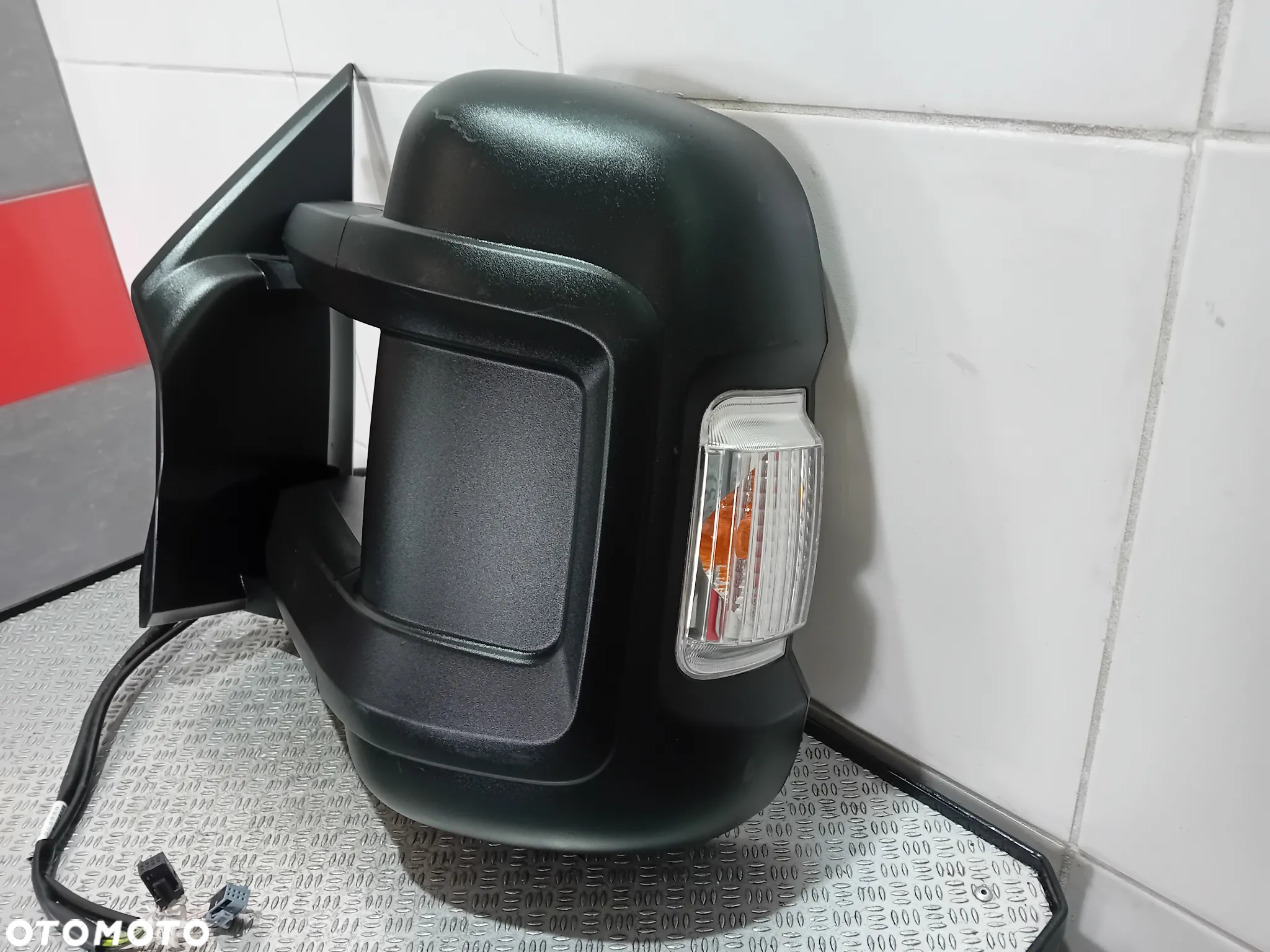 lusterko zewnętrzne lewy przód Fiat Ducato 2019 8-PIN plus 2-PIN - 2
