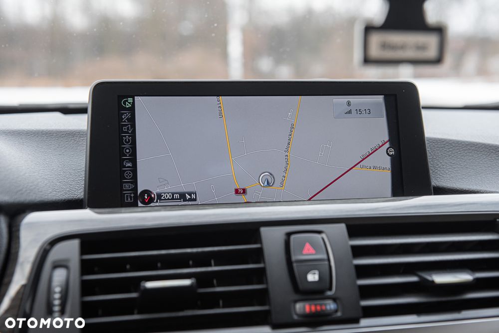 BMW Seria 3 320d Luxury Line - 12
