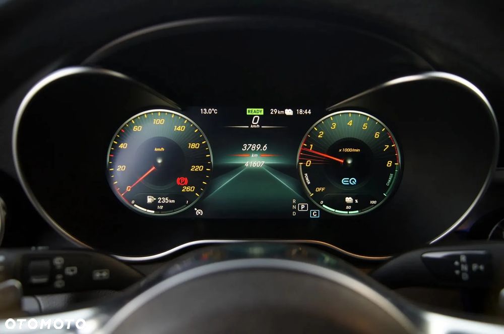 Mercedes-Benz GLC 300 e 4Matic 9G-TRONIC AMG Line Plus - 18