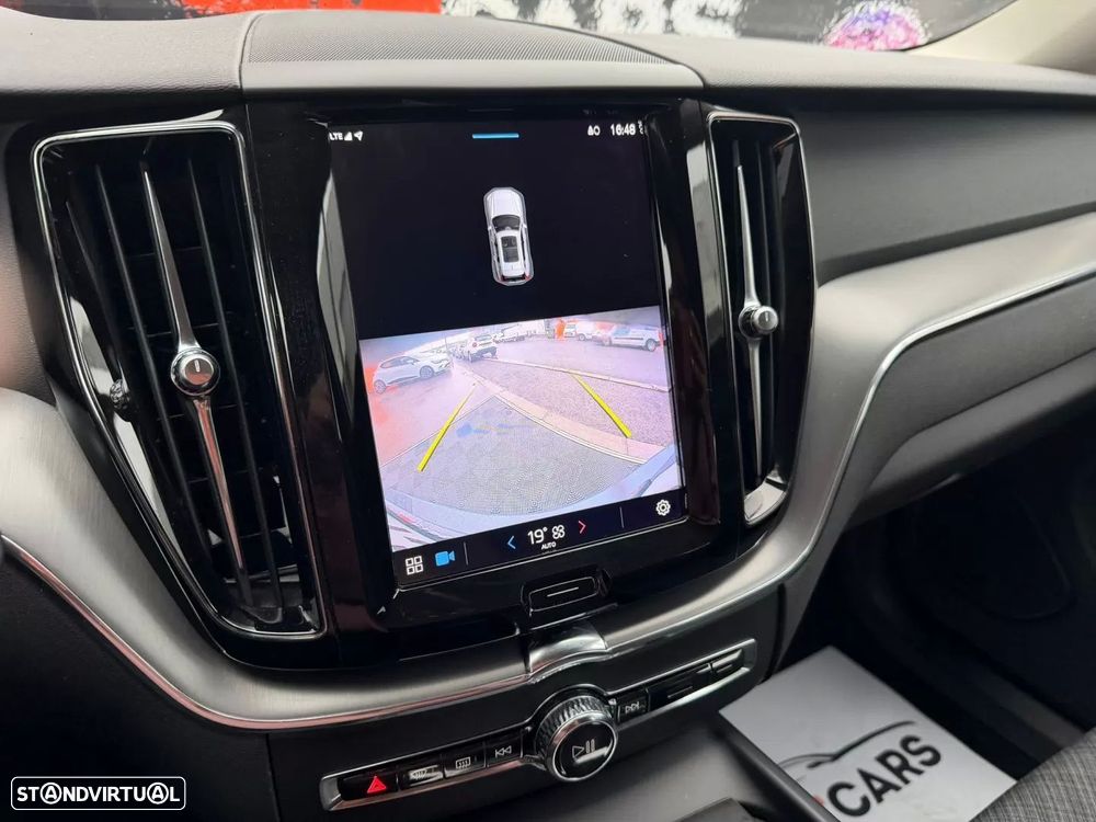 Volvo XC 60 2.0 B4 Core - 11