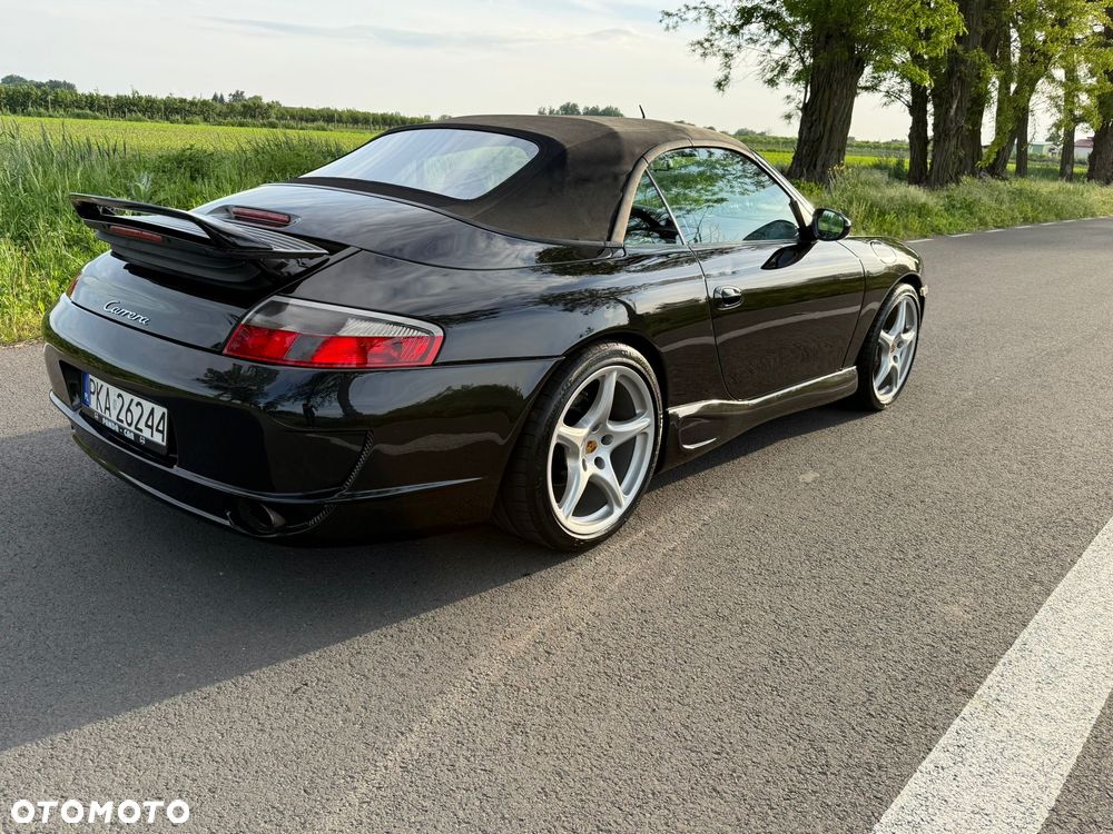 Porsche 911 Carrera - 7