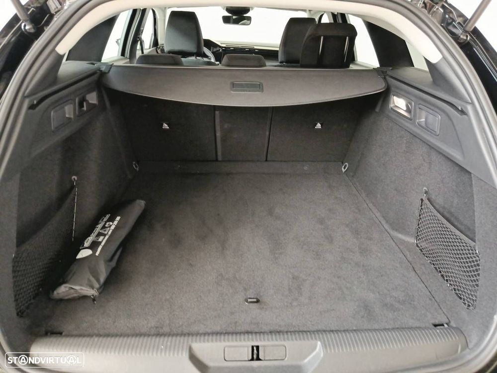 Peugeot 308 1.5 BlueHDi Style EAT8 - 6