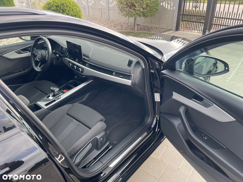Audi A4 - 8
