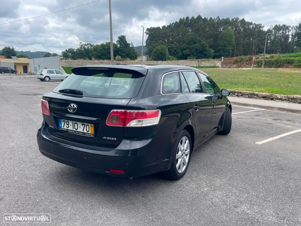 Toyota Avensis SW 2.0 D-4D Premium Sport+GPS - 7