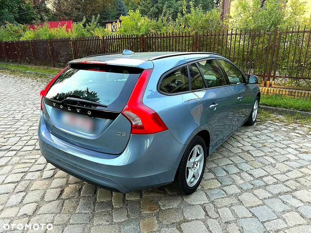 Volvo V60 D3 Momentum - 15