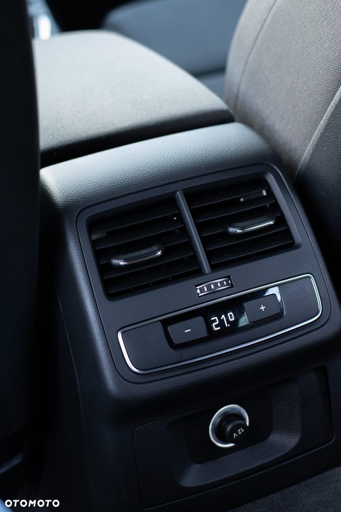 Audi A4 Avant 2.0 TFSI S tronic - 24