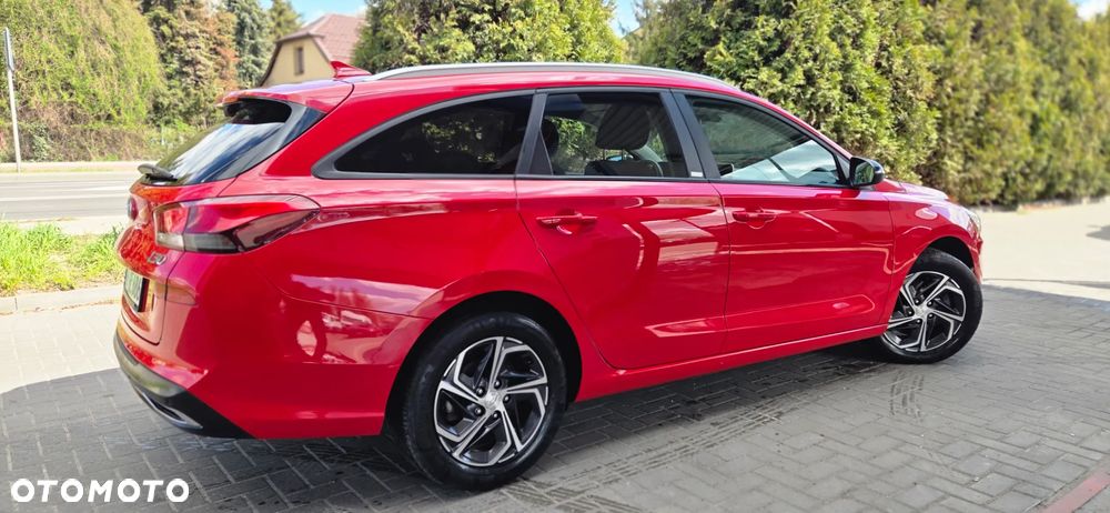 Hyundai i30 1.6 CRDI DCT Select - 13