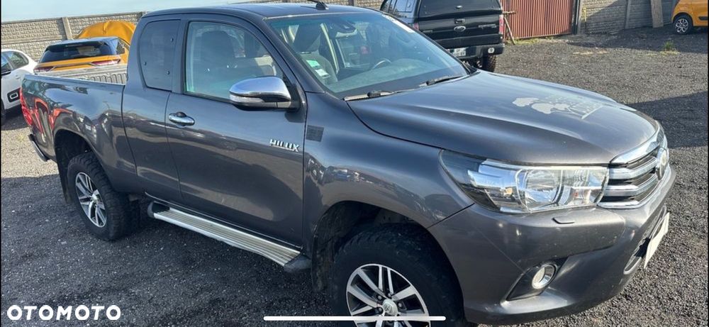 Toyota Hilux 4x4 Double Cab S&S Comfort - 30