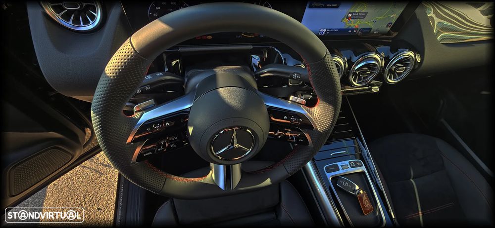 Mercedes-Benz GLA 250 e AMG Line - 24