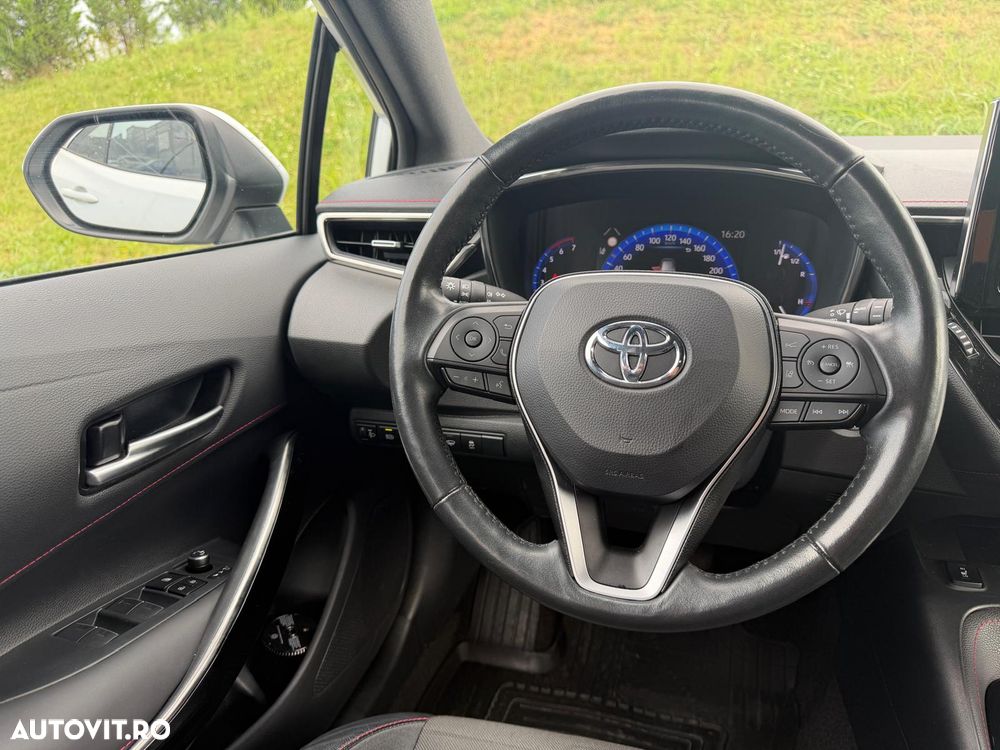 Toyota Corolla - 14