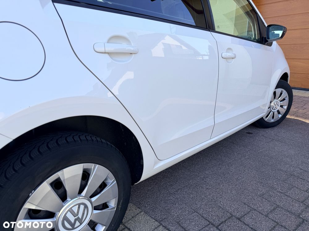 Volkswagen up! 1.0 move - 15