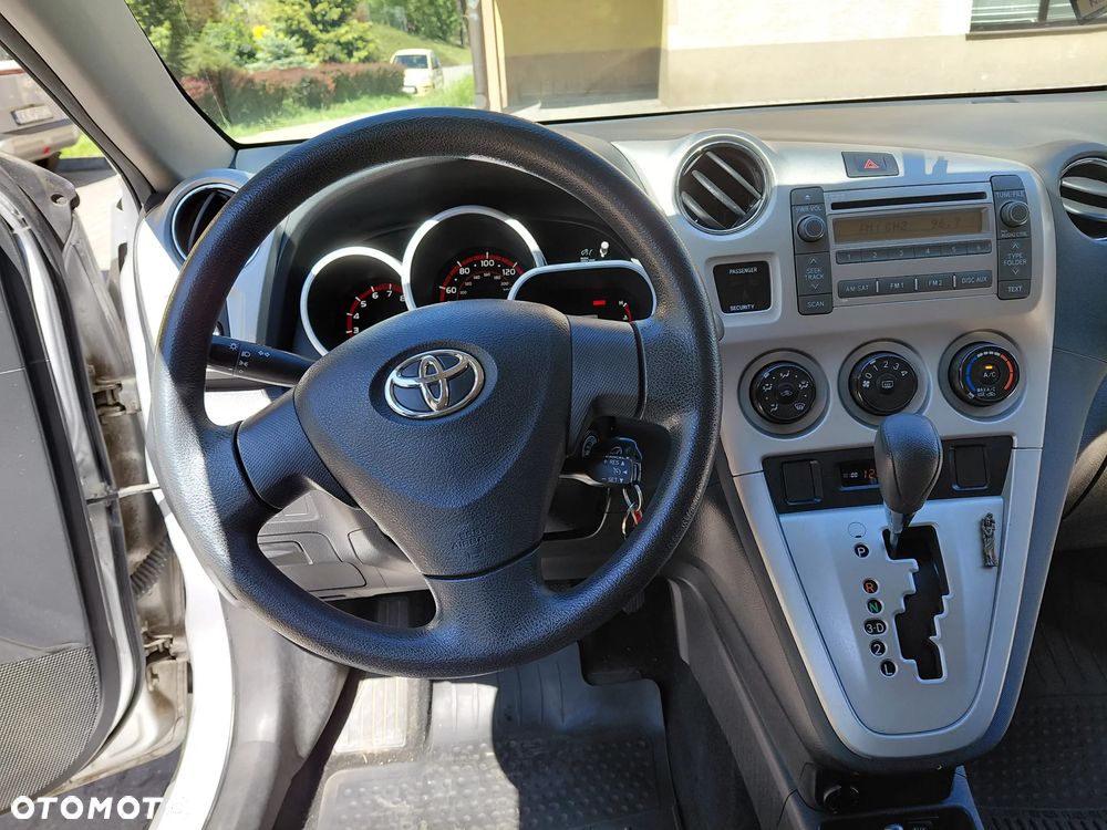 Toyota Matrix - 7