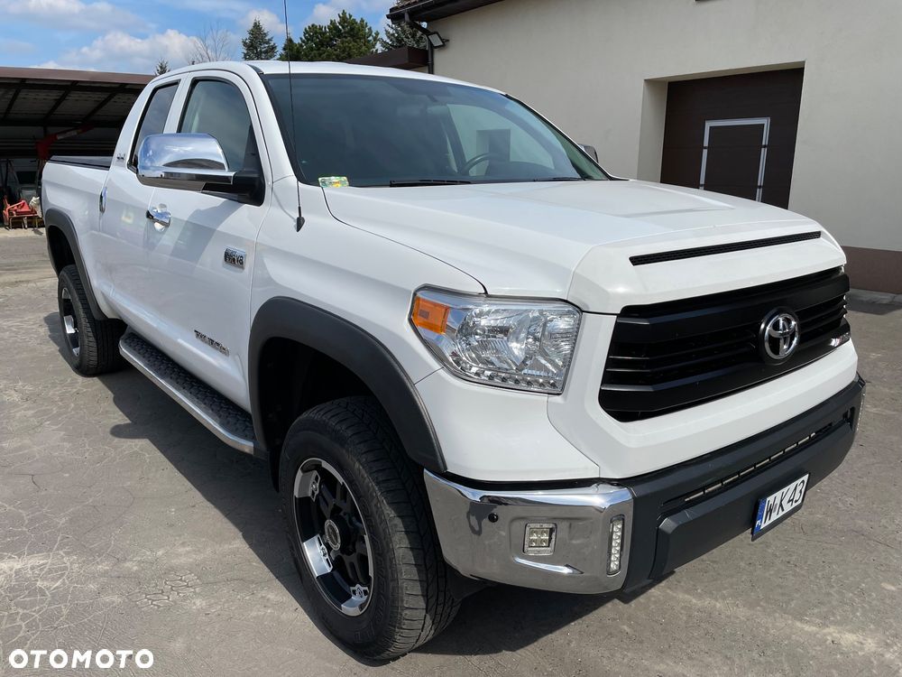 Toyota Tundra 5.7 4x4 Double Cab SR5 - 2