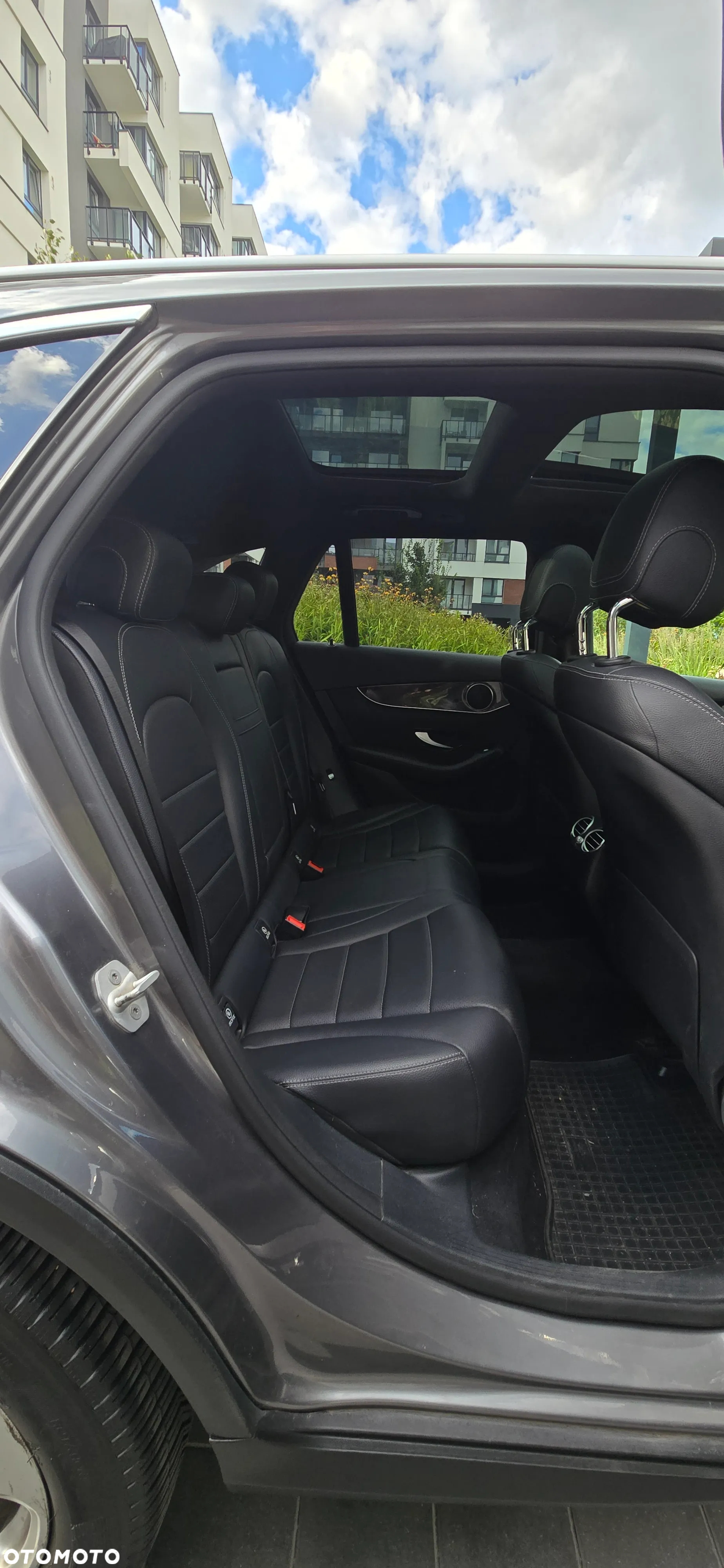 Mercedes-Benz GLC - 34