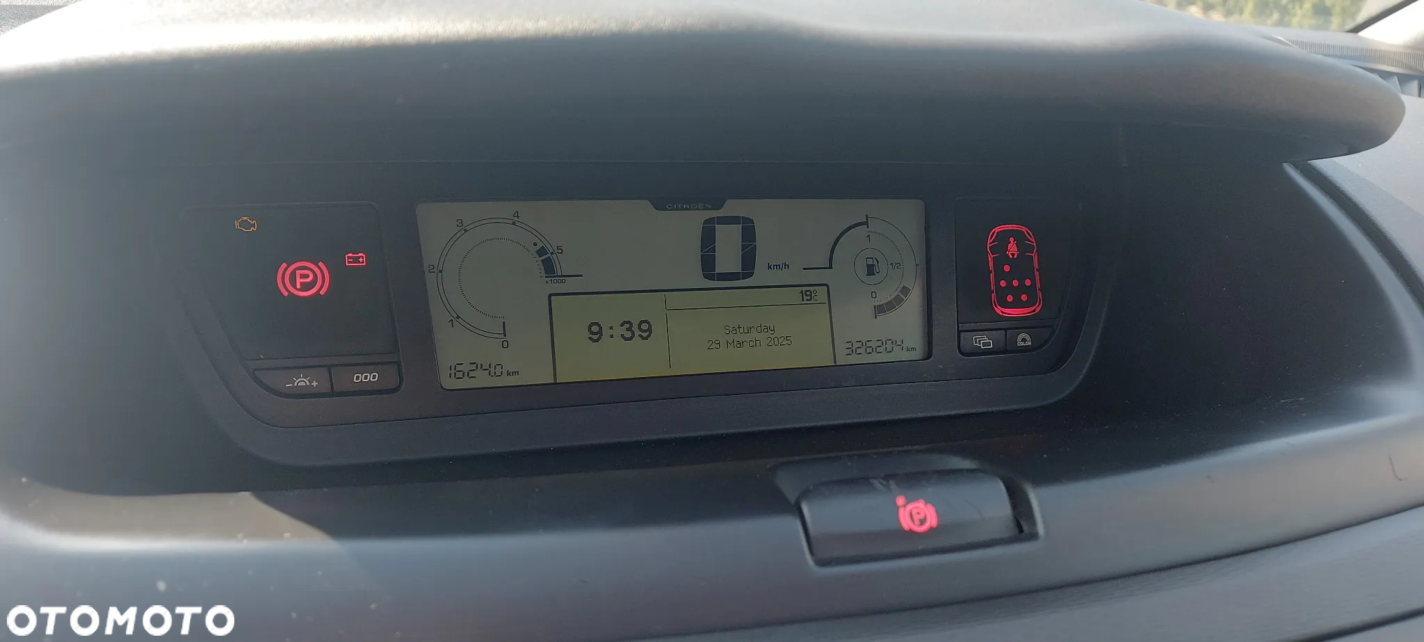 Citroën C4 Grand Picasso 1.6 HDi FAP Exclusive - 16